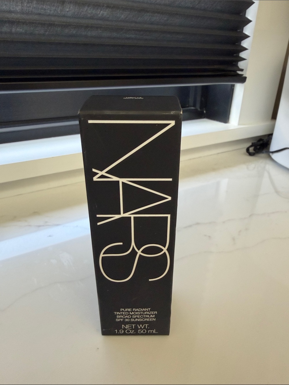 Pure Radiant Tinted Moisturizer, Light 1.2 Gotland